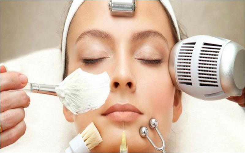 Cosmetic Procedures that Every Woman Must Try in Their Lifetime
